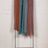 Bufandas de lana merina de colores y yak Teixidors
