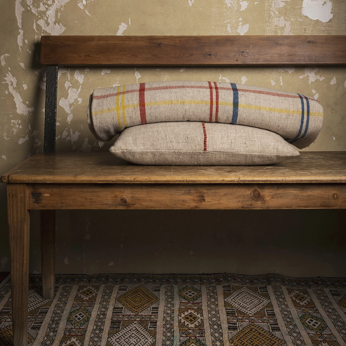 Set inspiracion diseño Bauhaus manta de lana merina local